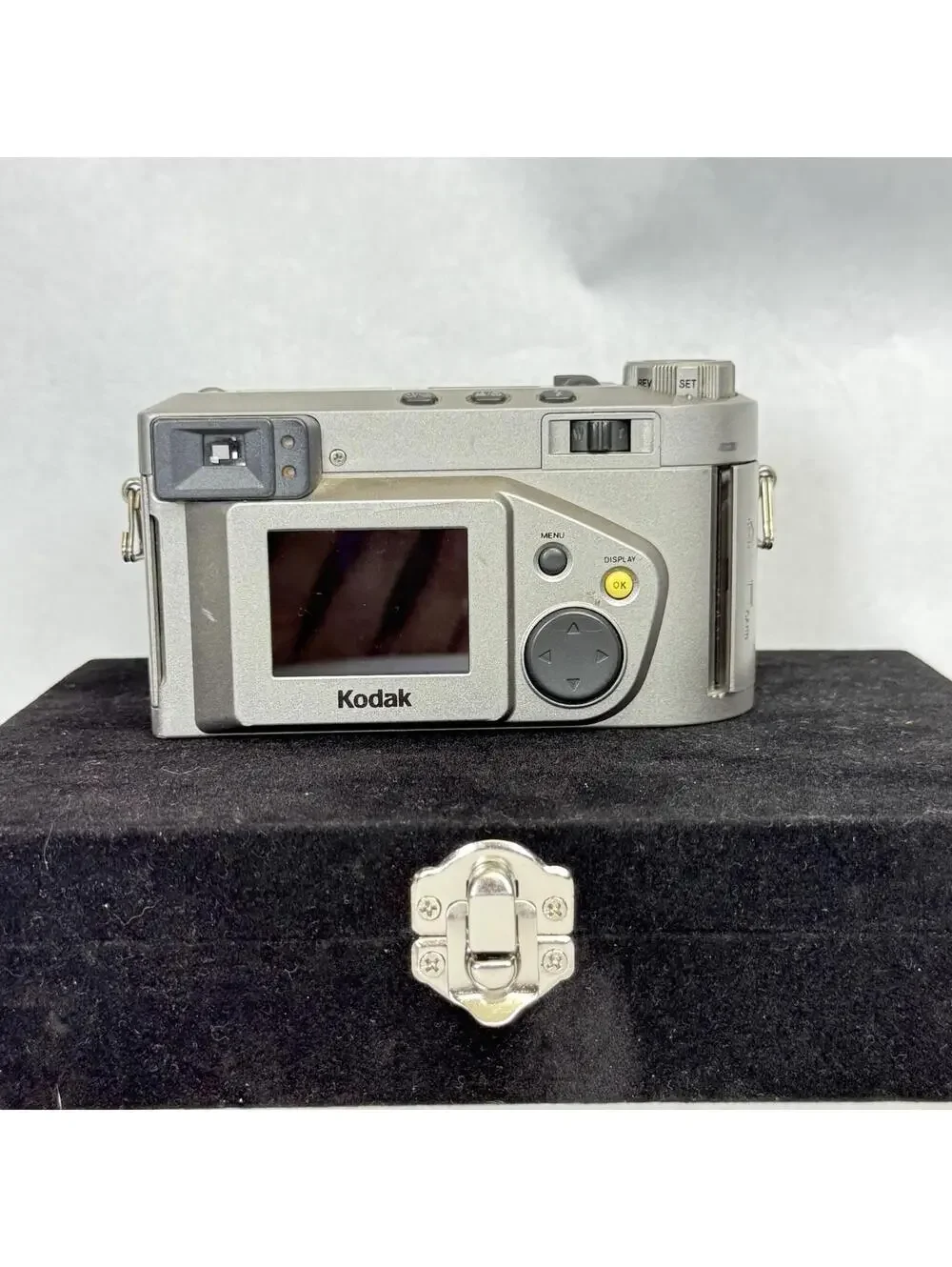 Kodak DC4800 3.1 MP Zoom Digital Camera w/ Battery - For Parts - Untested